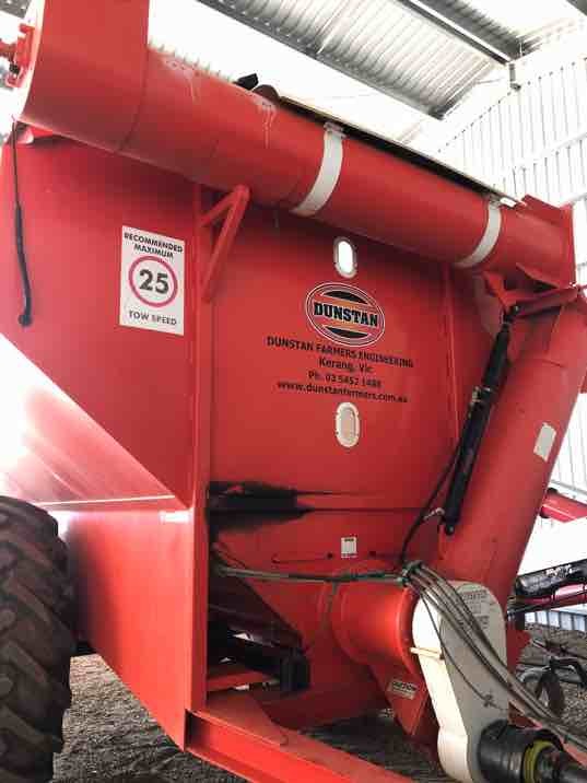 2010 Dunstan Chaser Bin 18m/t Farm Tender