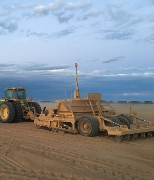 JNR HDB 3.6m Laser Bucket Farm Tender