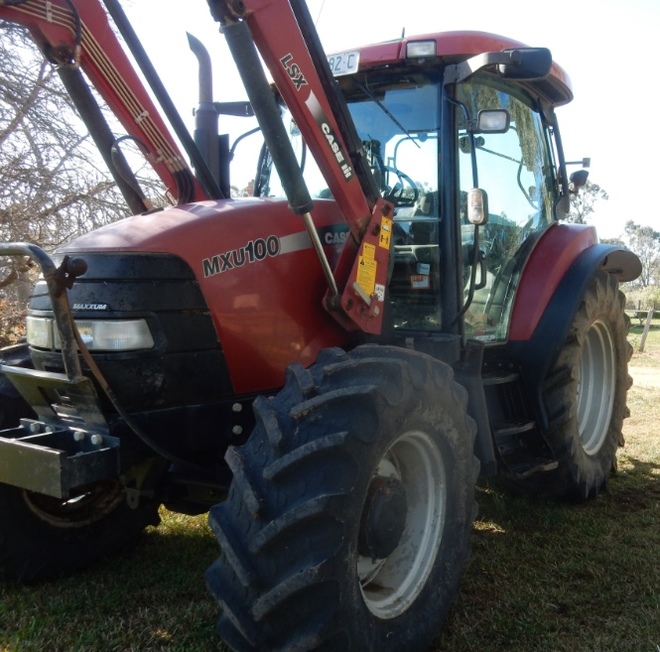 CASE MXU 100 & Challenge LSX Pro Font End Loader Farm Tender