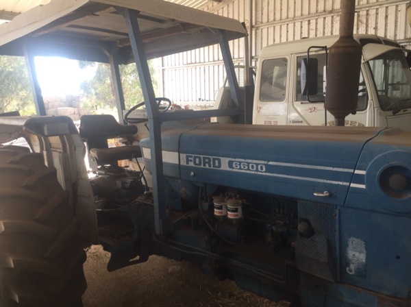 Ford 6600 Tractor Farm Tender