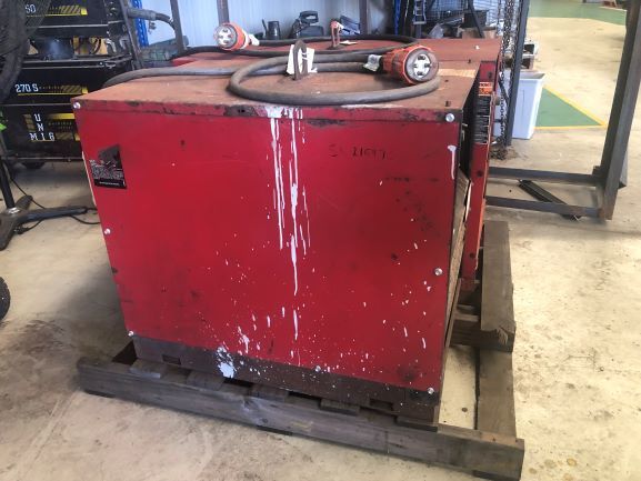 Lincoln DC600 Welder | Farm Tender